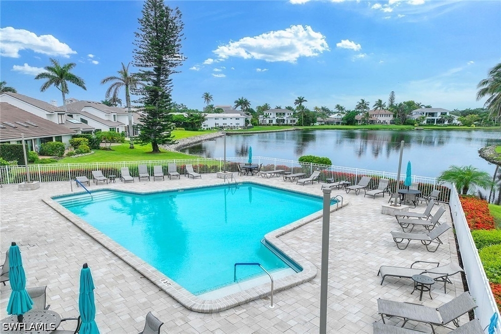 571 Park Shore Drive - Photo 33