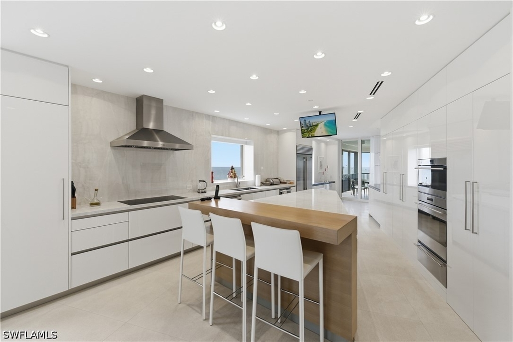 8665 Bay Colony Drive - Photo 19