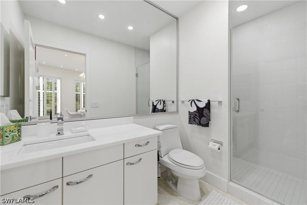 8665 Bay Colony Drive - Photo 36