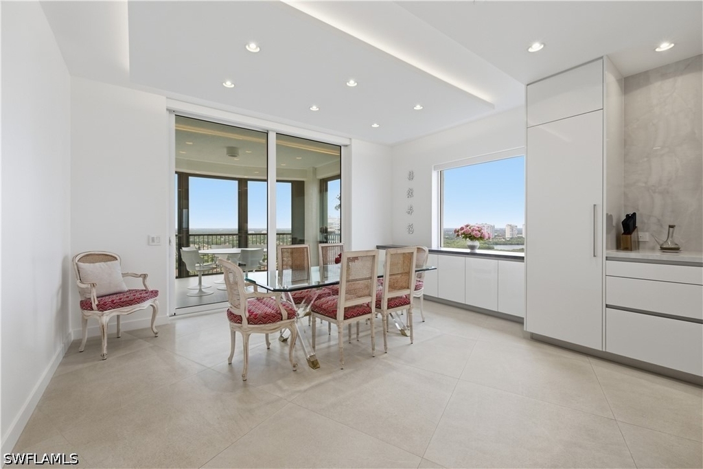 8665 Bay Colony Drive - Photo 21