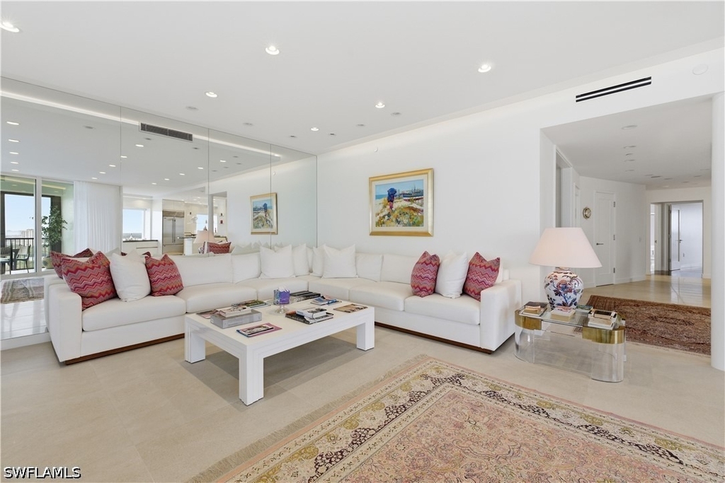 8665 Bay Colony Drive - Photo 5