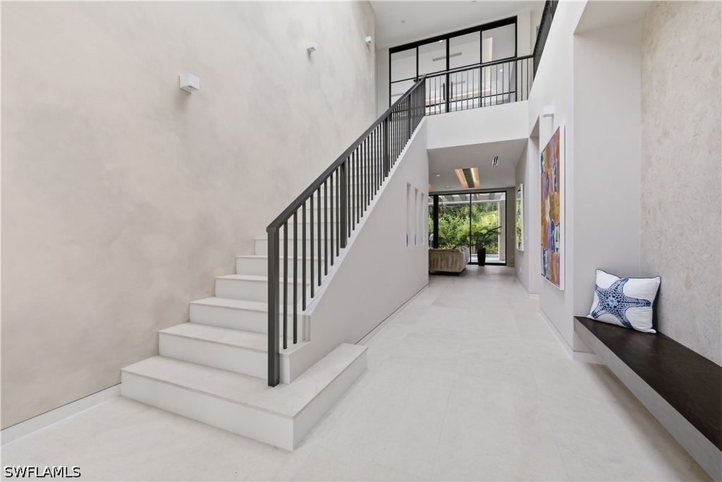 590 6th Avenue N - Photo 14