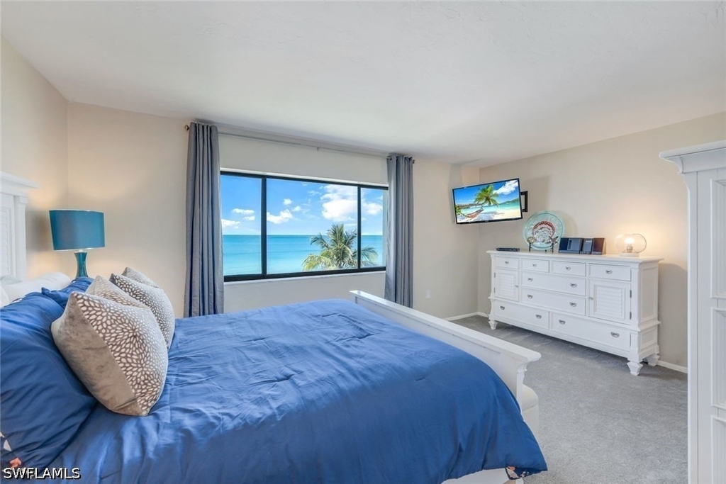 10475 Gulfshore Drive - Photo 9
