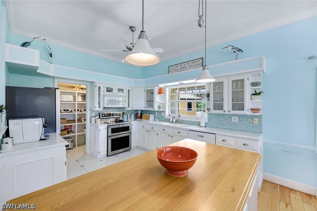 203 San Mateo Drive - Photo 7