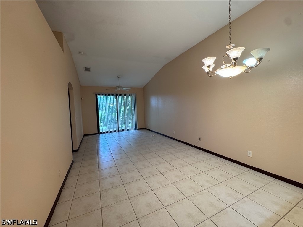 7675 Meadow Lakes Dr - Photo 6