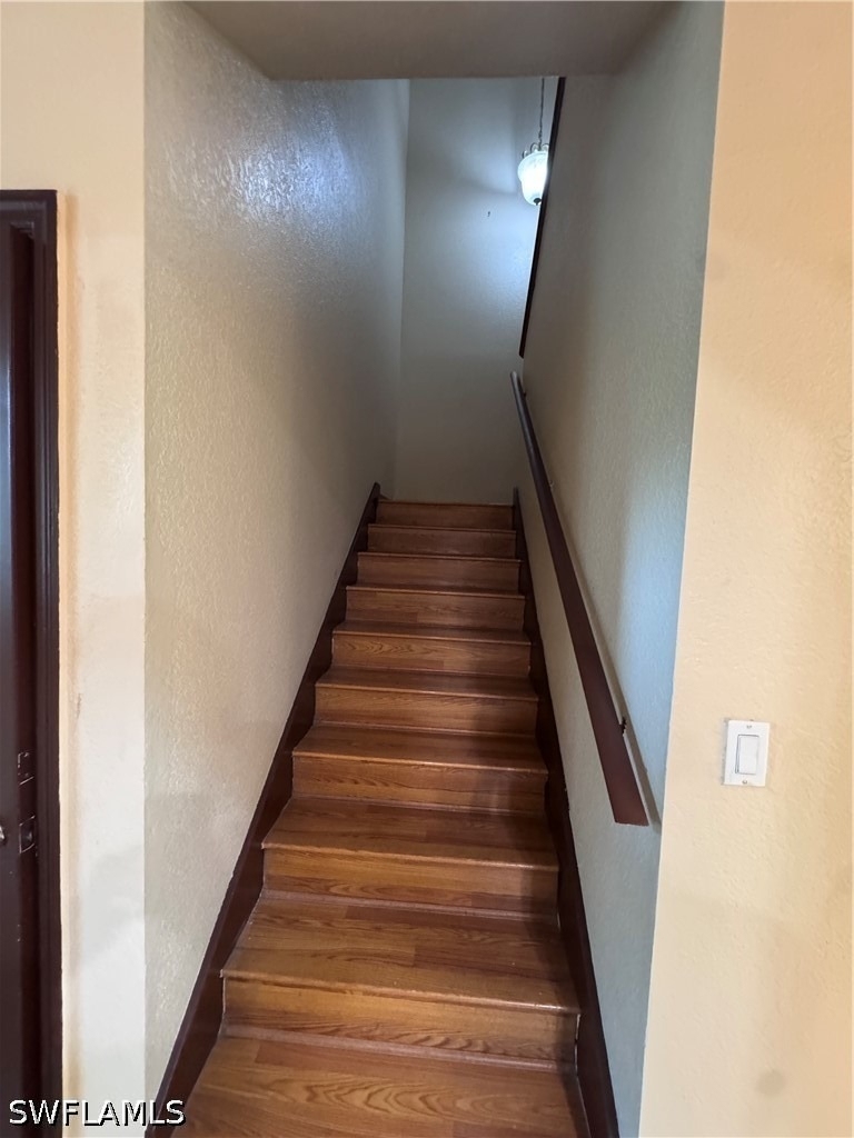 7675 Meadow Lakes Dr - Photo 10