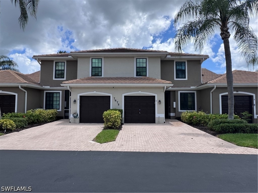 7675 Meadow Lakes Dr - Photo 0