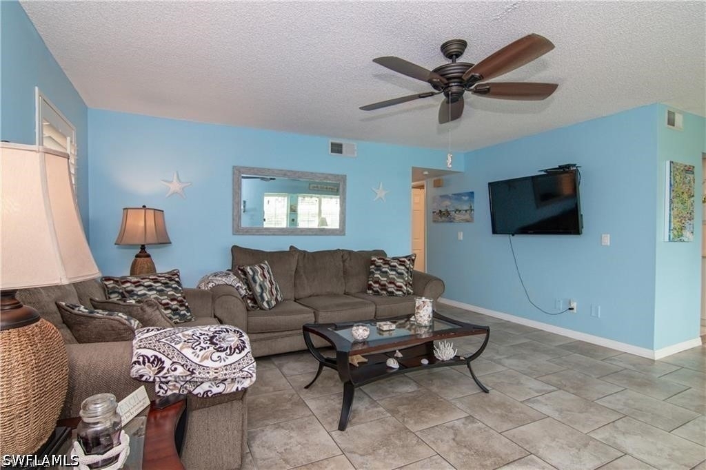 1400 Pompei Lane - Photo 17