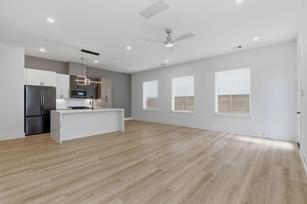 6337 Wheatley Street - Photo 3