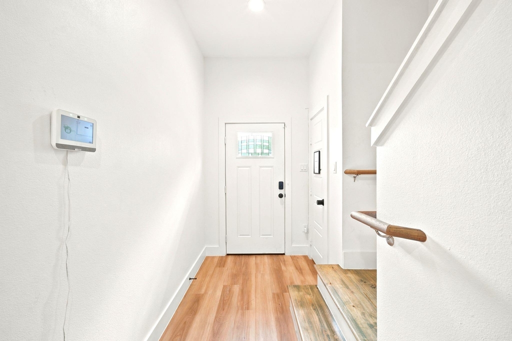 9240 Culver Street - Photo 2