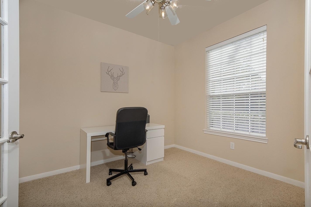 3 Pine Needle Place - Photo 9