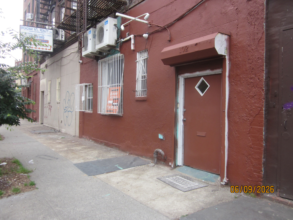 102 South 6th Street - Photo 4