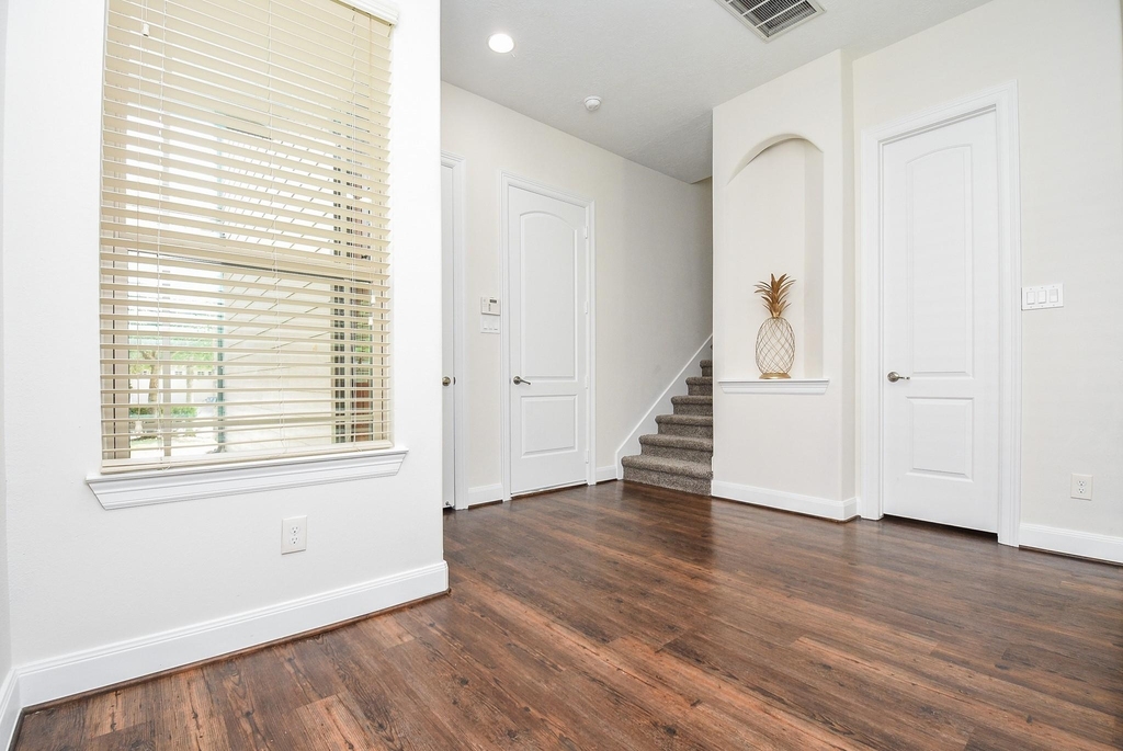 71 Aventura Place - Photo 5