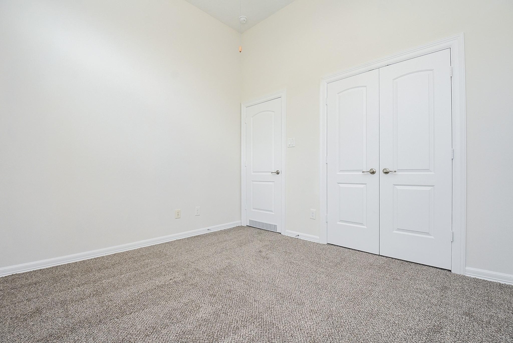 71 Aventura Place - Photo 31
