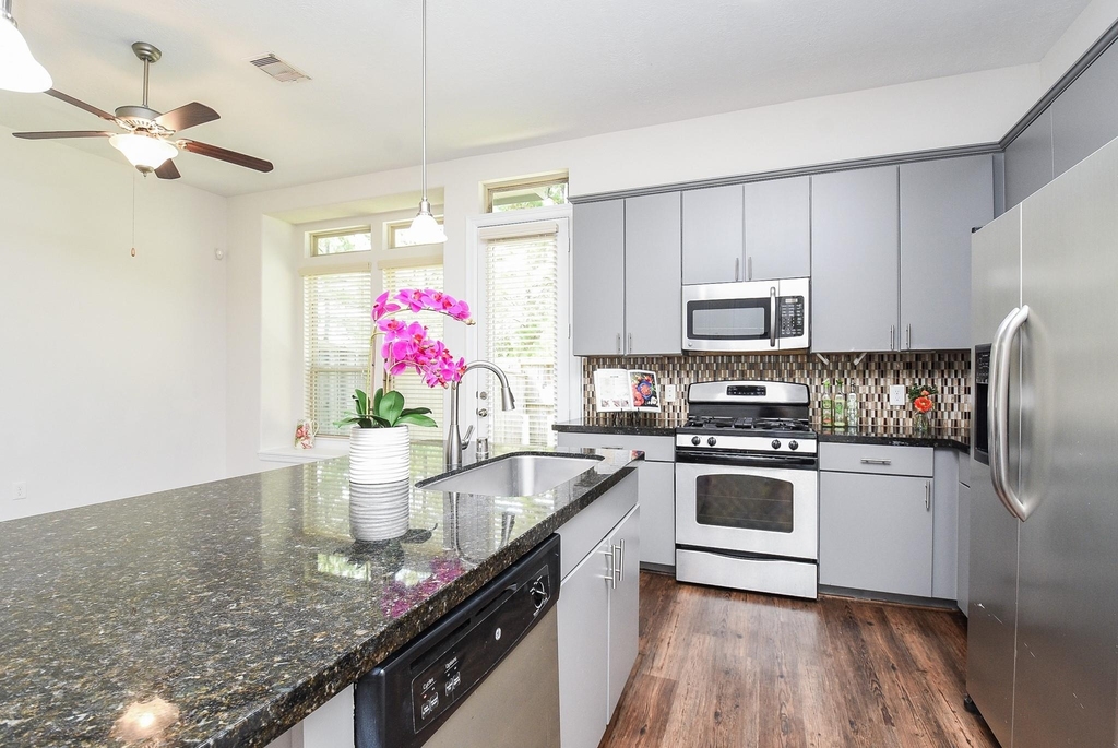 71 Aventura Place - Photo 13