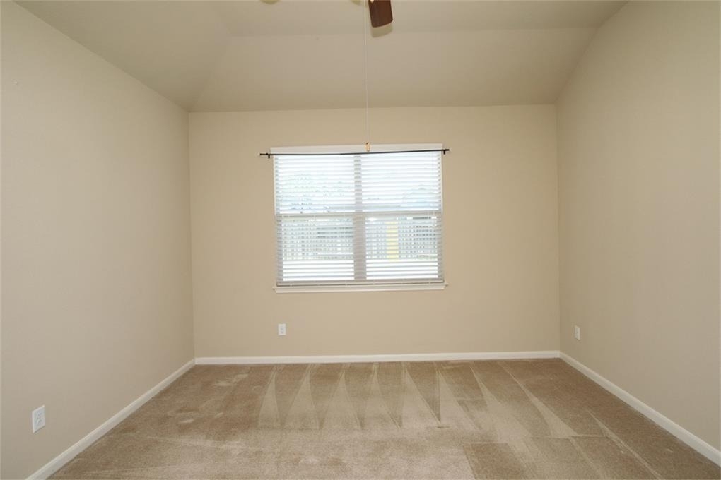 8902 Finnery - Photo 19