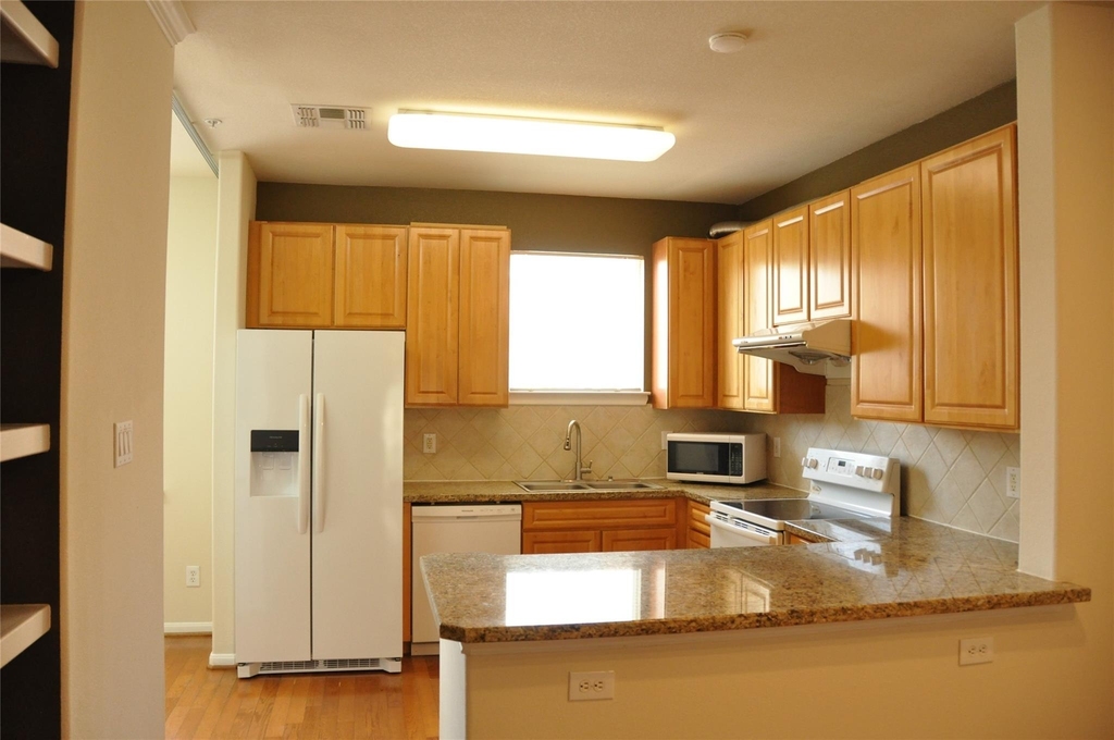 12707 Boheme Drive - Photo 4