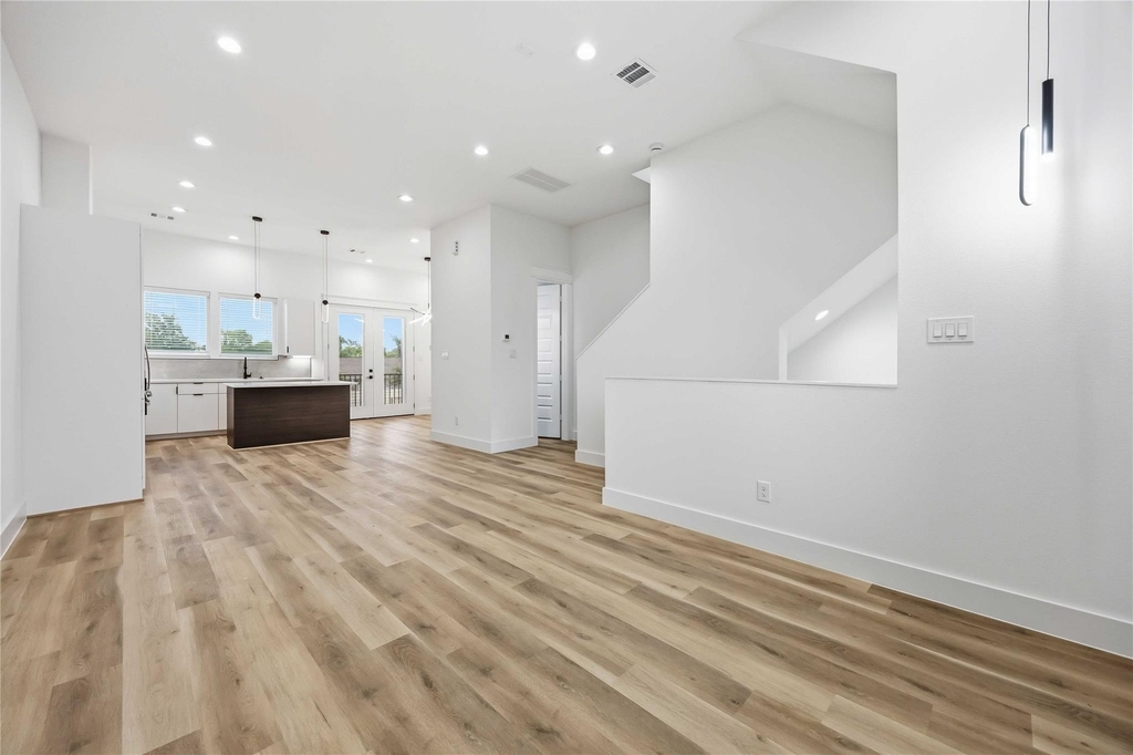 6627 Katarani Drive - Photo 10
