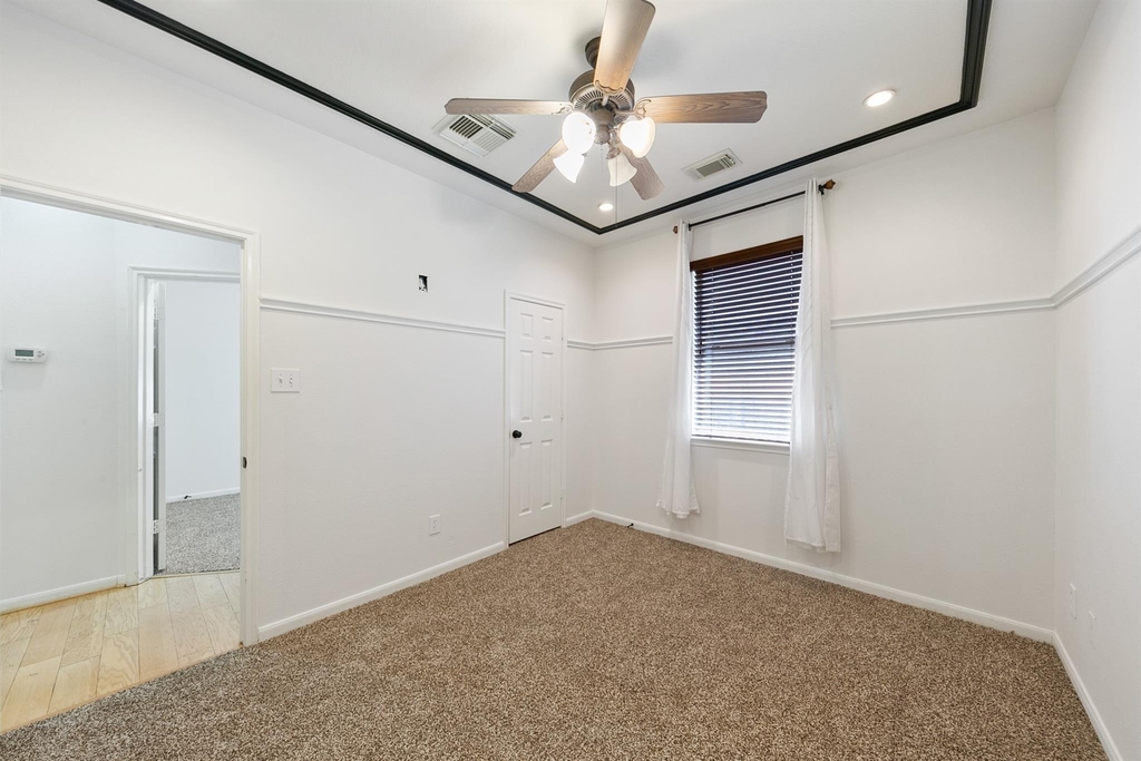 24527 Spring Harbor Drive - Photo 18