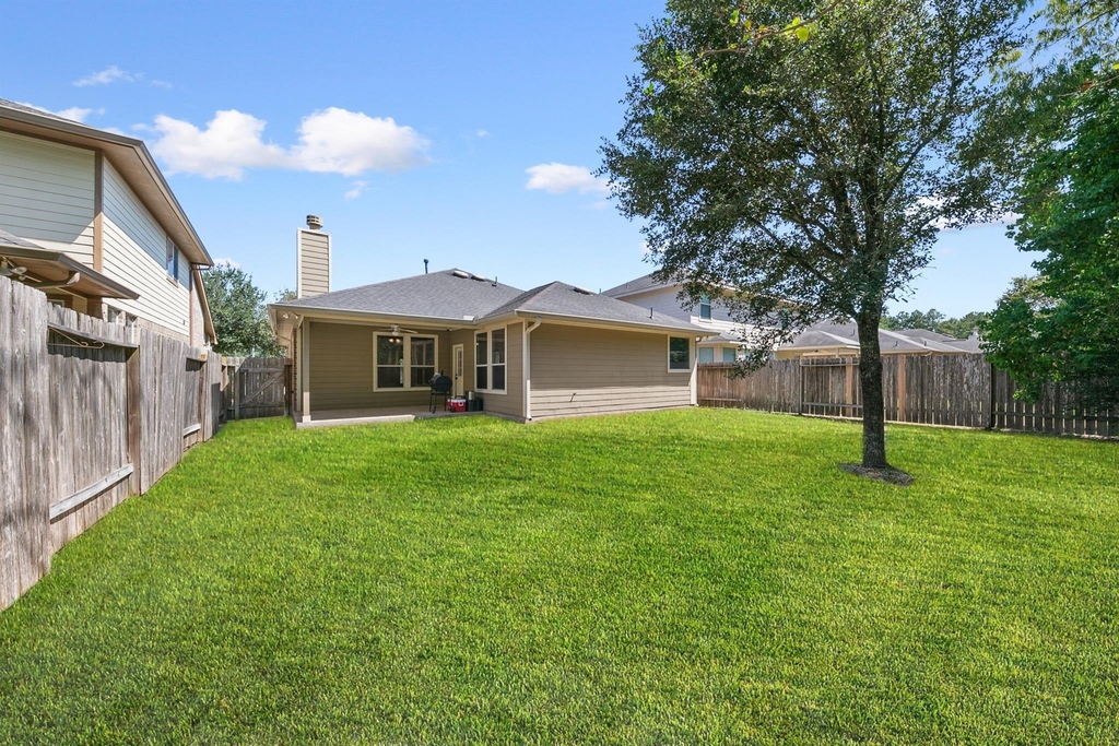 24527 Spring Harbor Drive - Photo 20