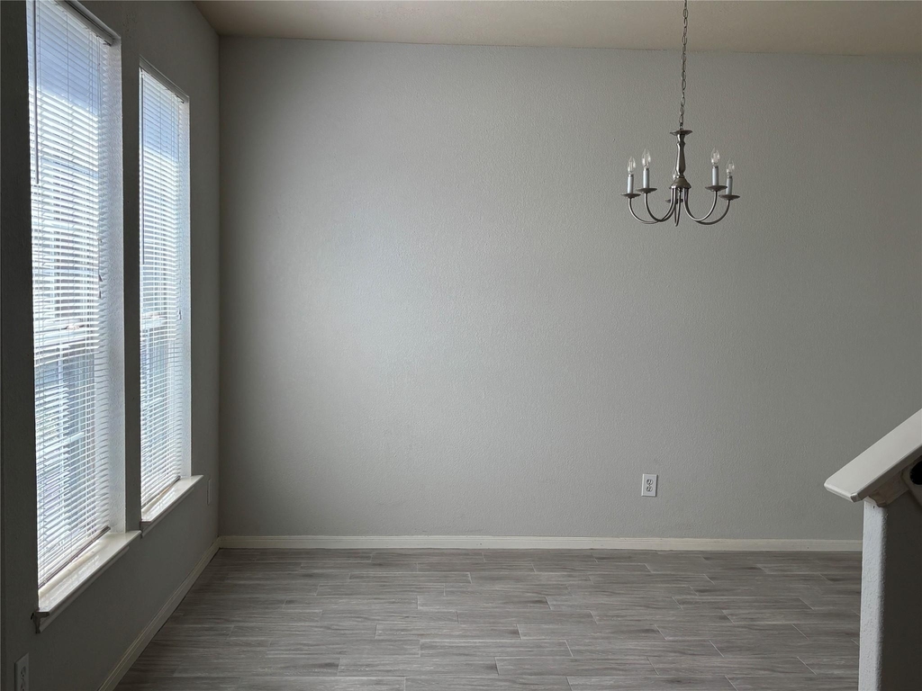 21518 Haylee Way - Photo 4