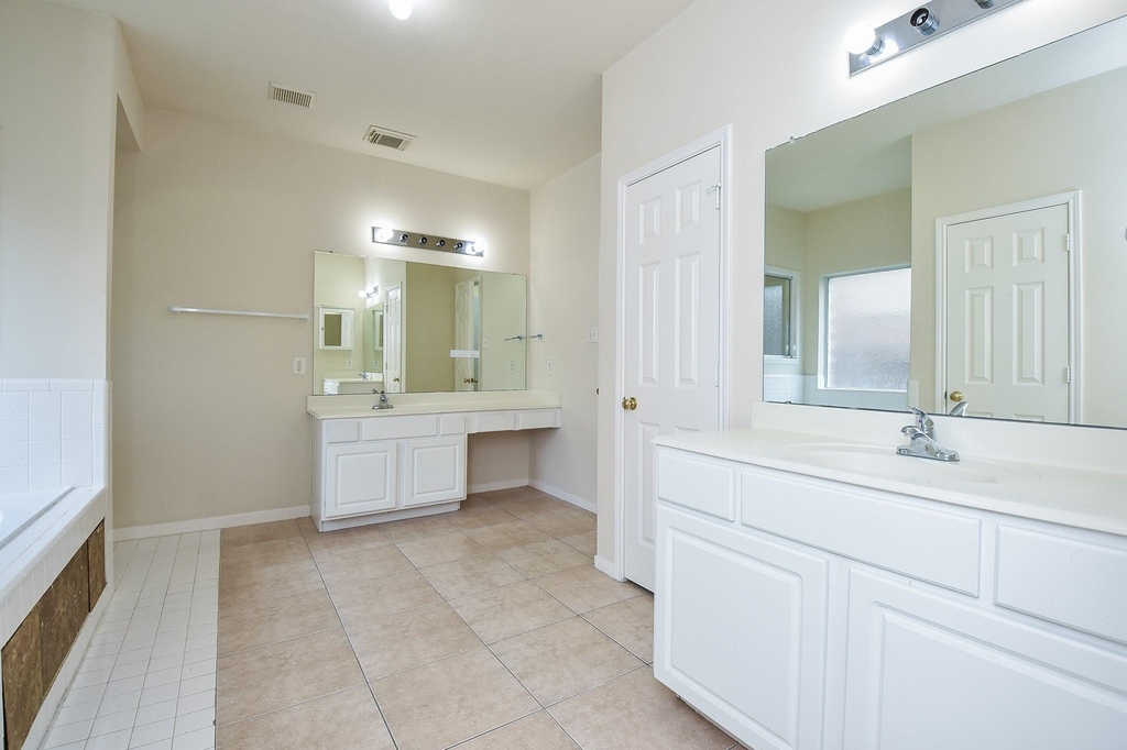 22202 Bent Bridge Lane - Photo 23