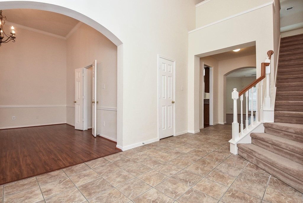 22202 Bent Bridge Lane - Photo 4