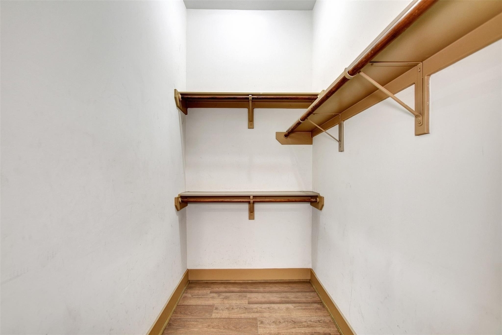837 W 25th Street - Photo 29
