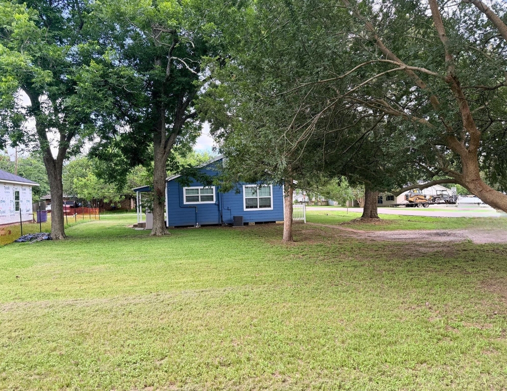 1706 Smith Street - Photo 7