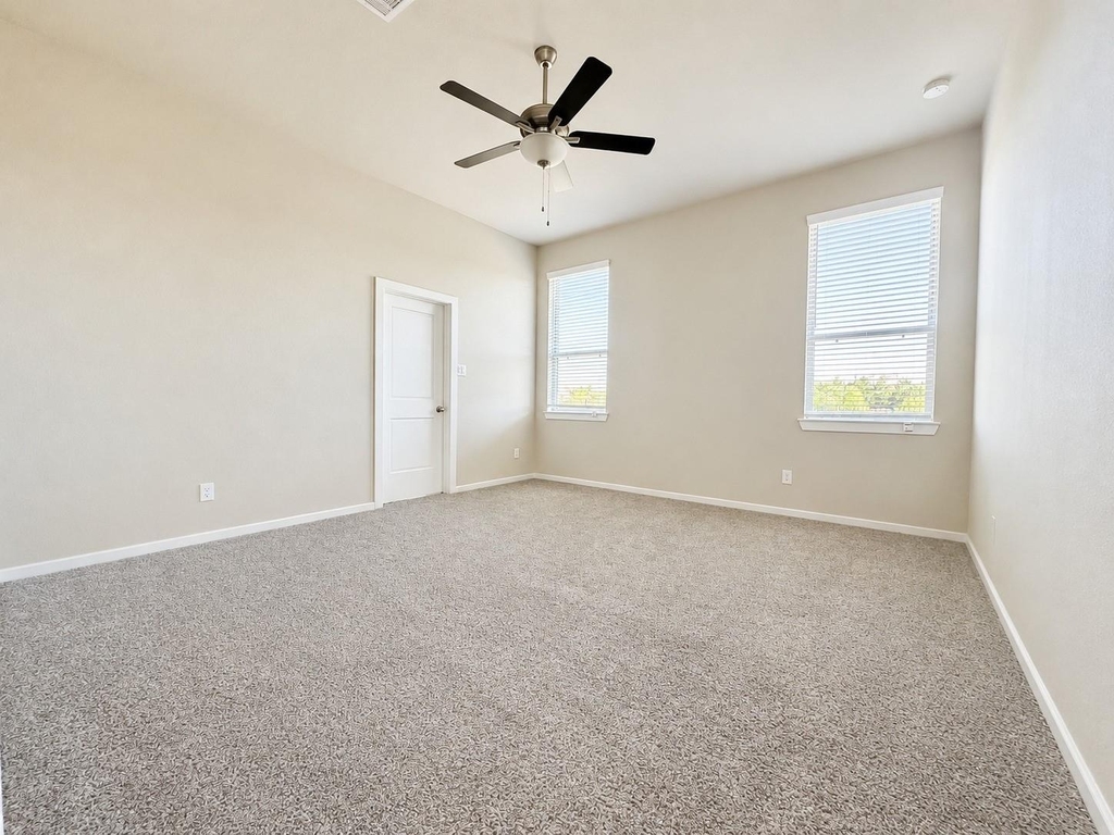21018 Camberwell Beauty Lane - Photo 9