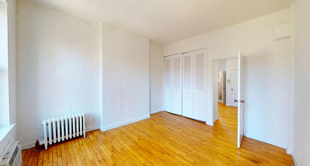 East 93rd Street - Photo 3