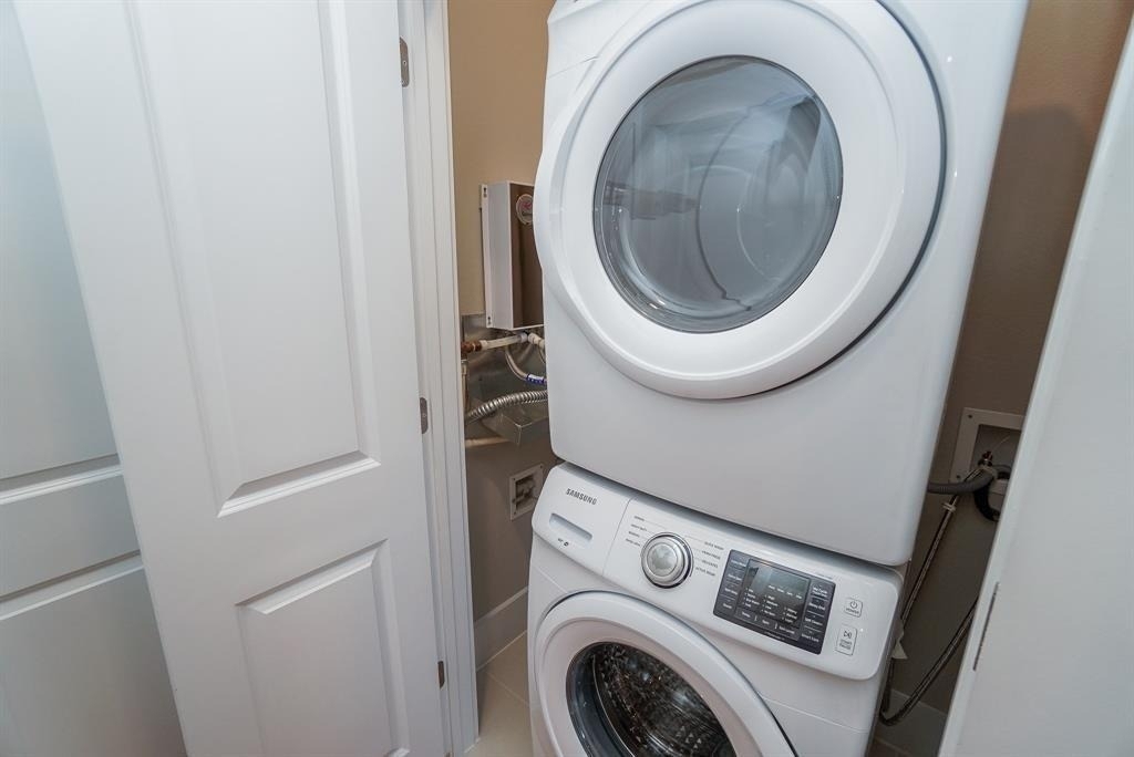 2401 Crawford Street - Photo 22