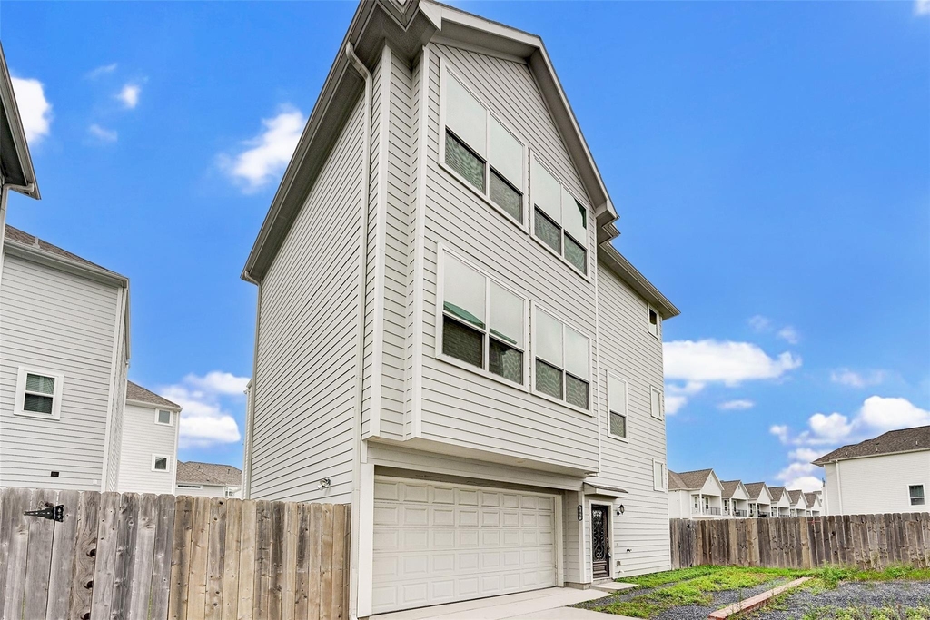 705 Link Road - Photo 1