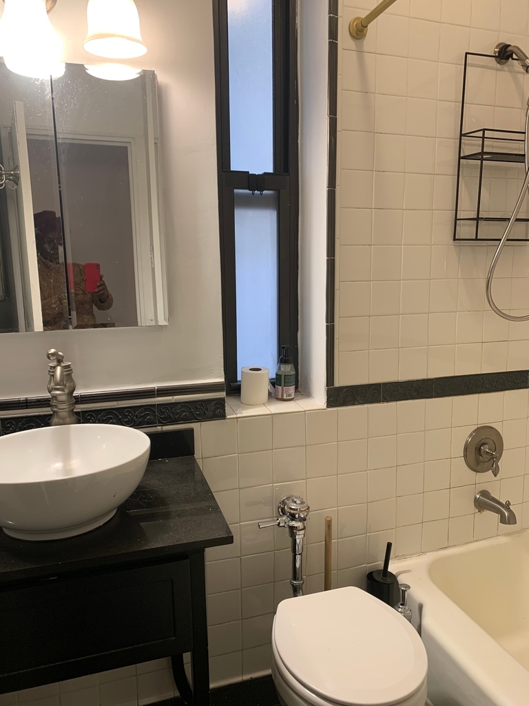 350 West 56th Street - Photo 10