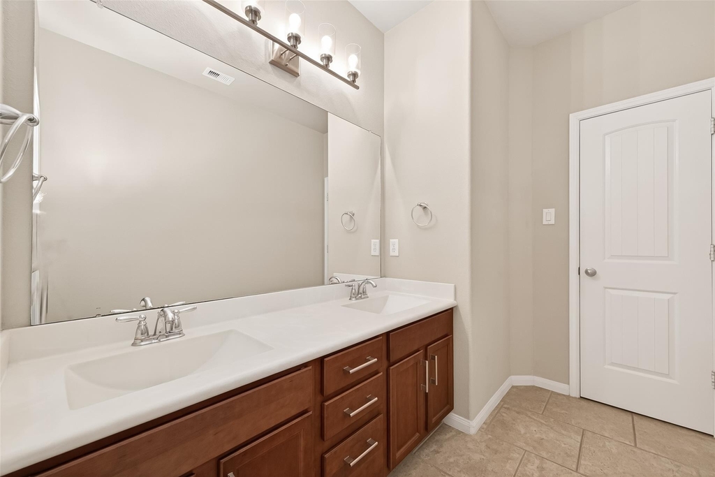 111 Pheasant Run Drive - Photo 35