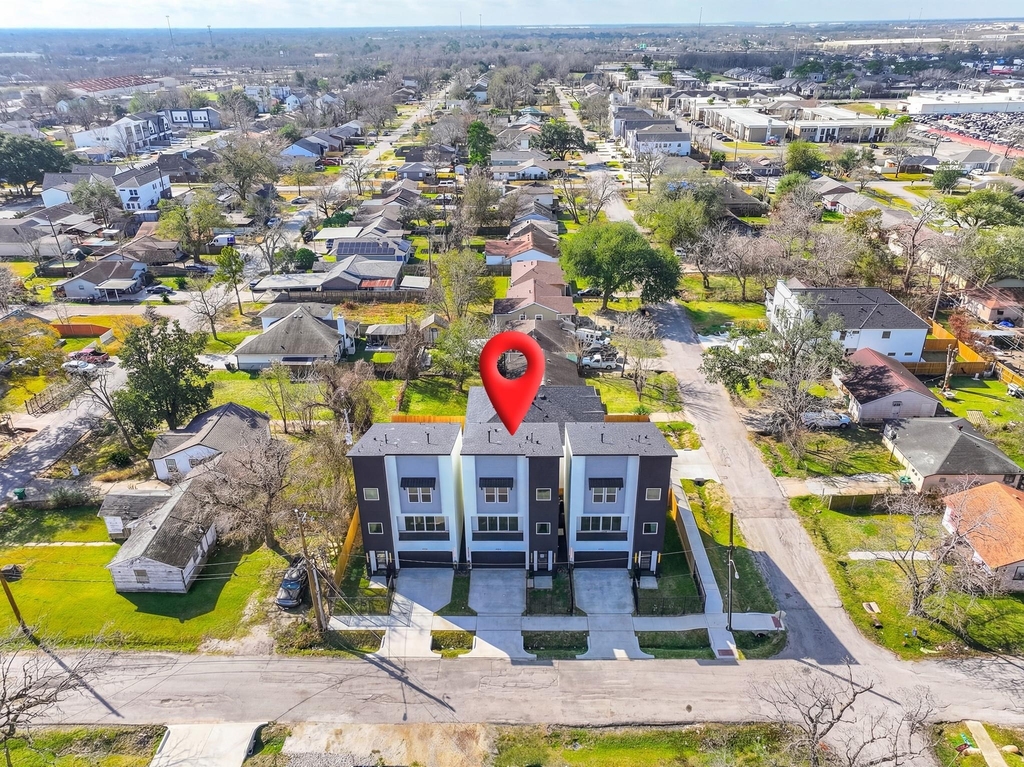 4104 Alice Street - Photo 3