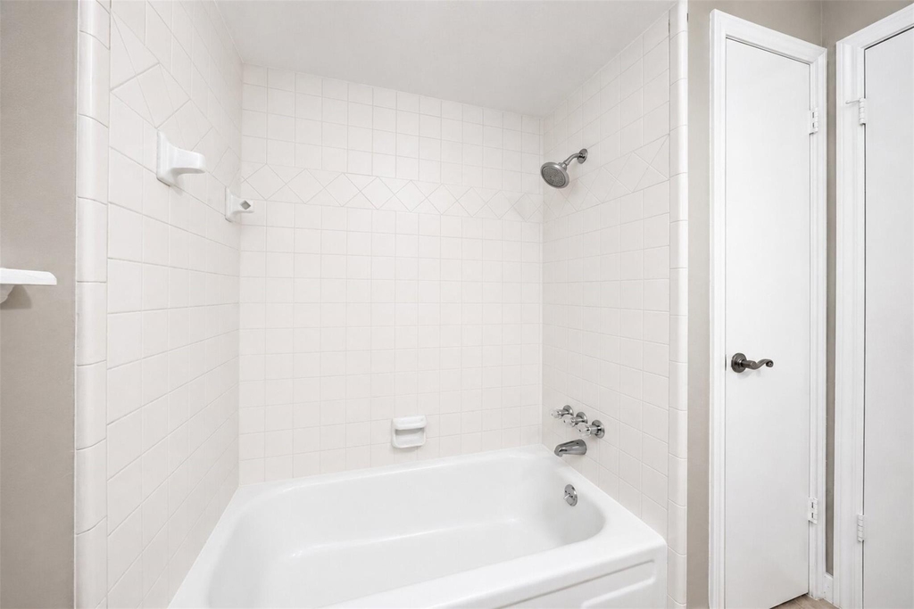 15414 Ripplestream Street - Photo 32
