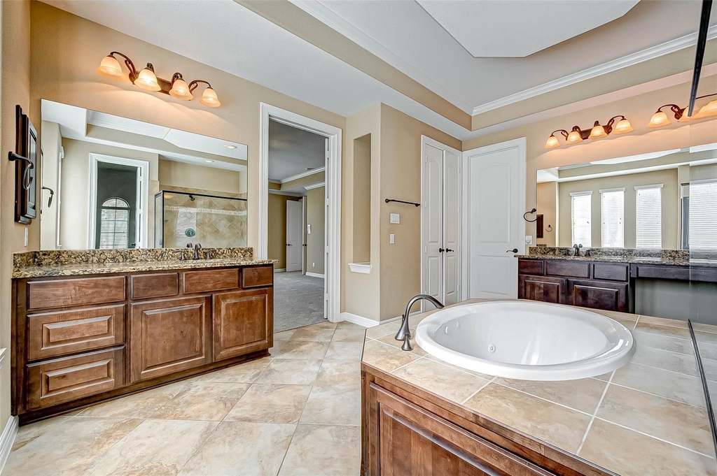 2914 Cotswold Lane - Photo 29