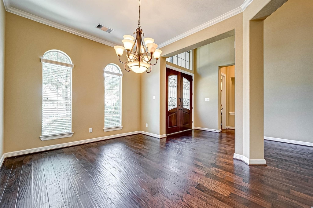 2914 Cotswold Lane - Photo 6