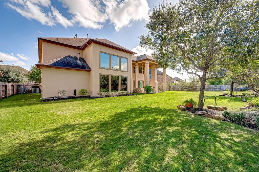2914 Cotswold Lane - Photo 44