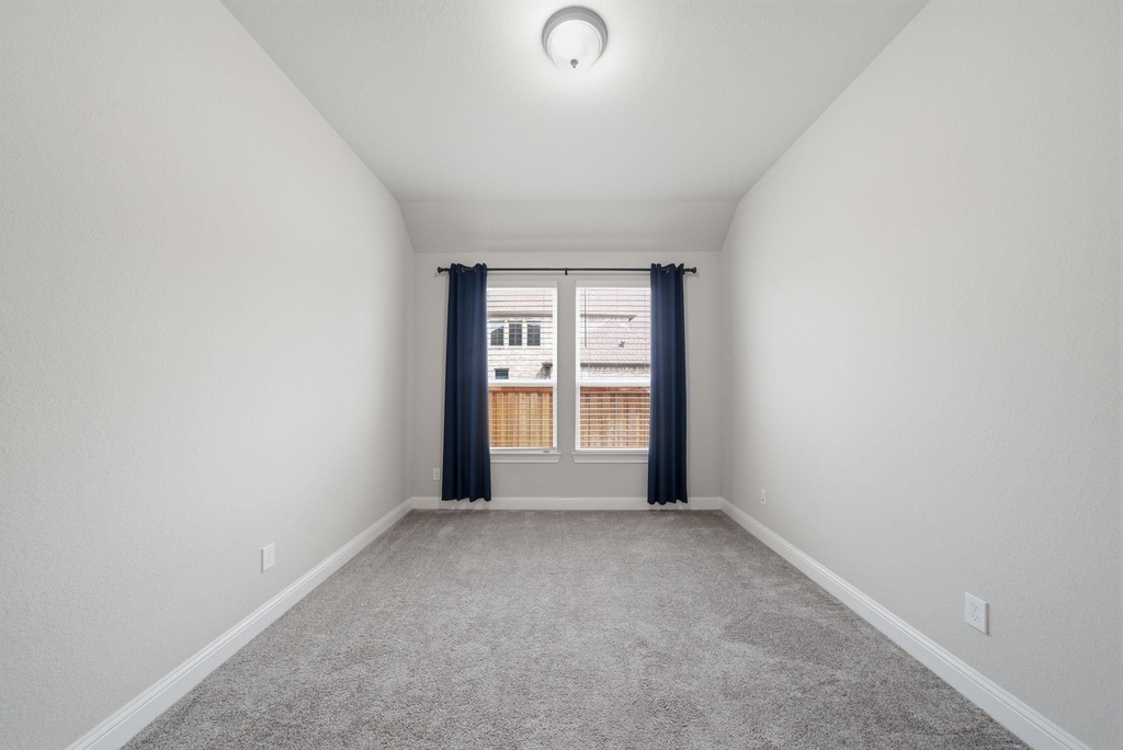 28014 Woodland Bend Way - Photo 16
