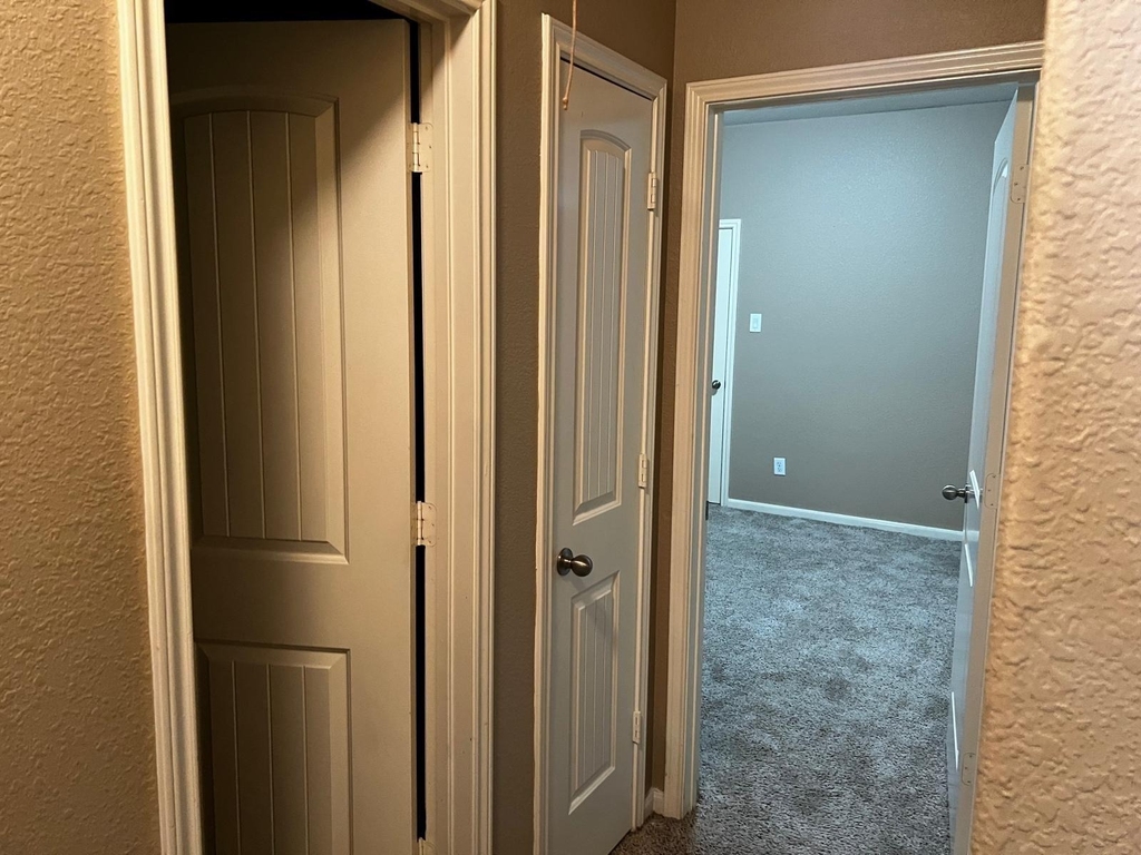 23706 Red Glade Court - Photo 12