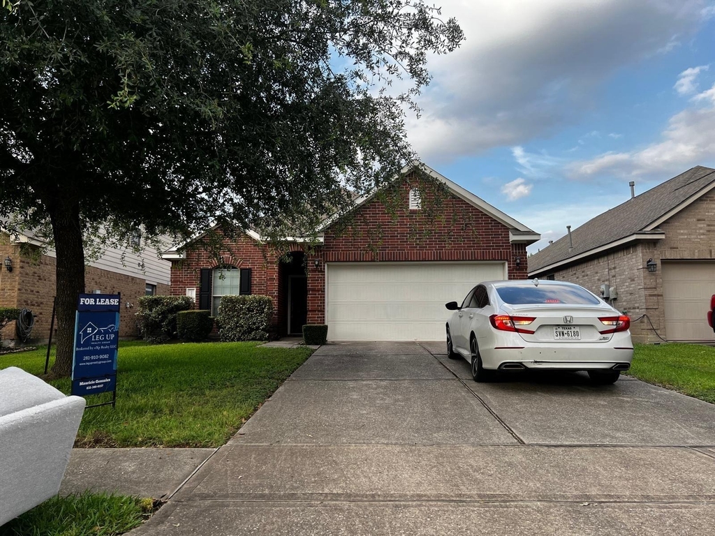 23706 Red Glade Court - Photo 1