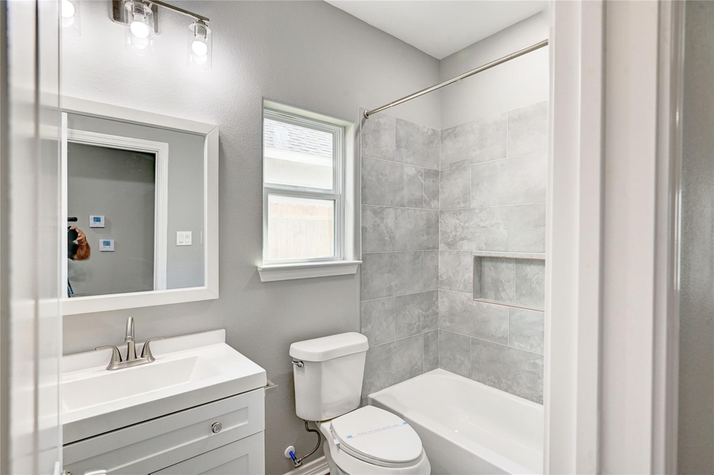 11923 Nelwood - Photo 10