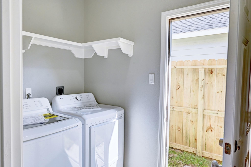 11923 Nelwood - Photo 12