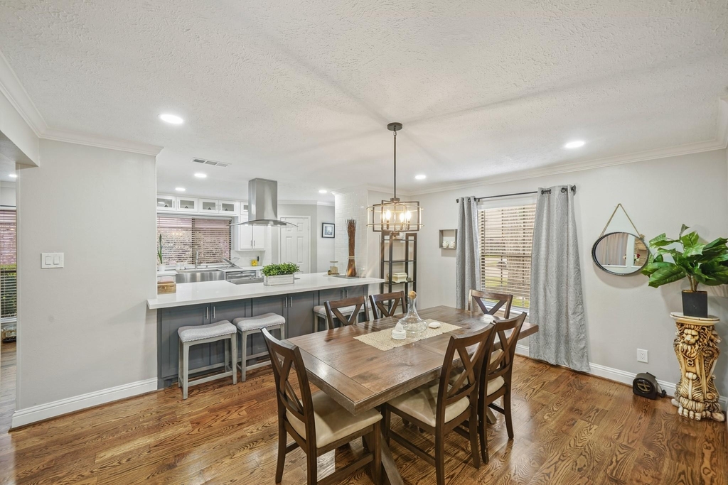 15831 Ridge Park Drive - Photo 6