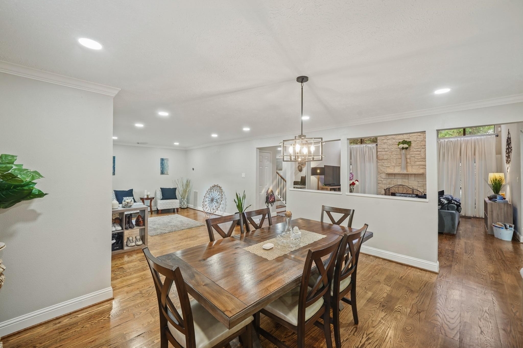 15831 Ridge Park Drive - Photo 5