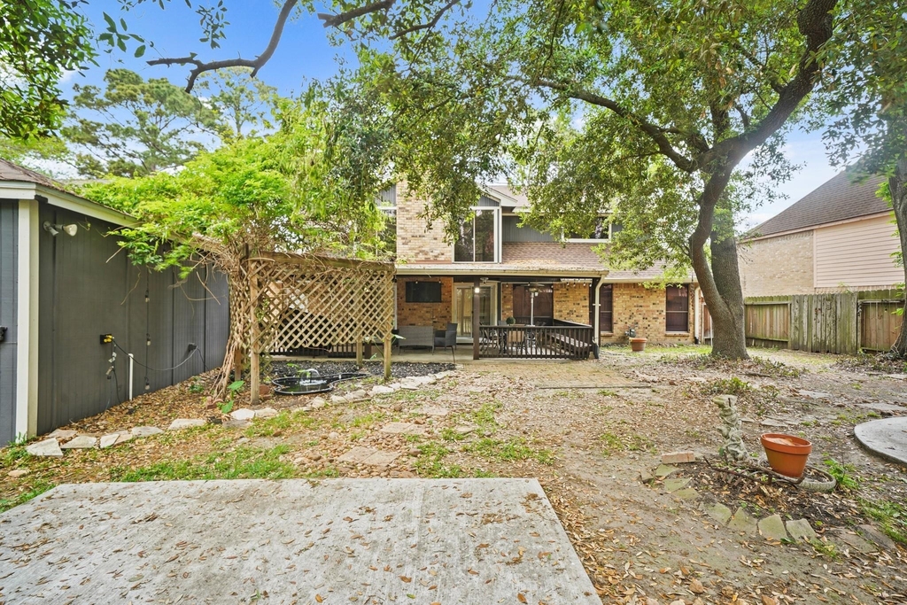 15831 Ridge Park Drive - Photo 19