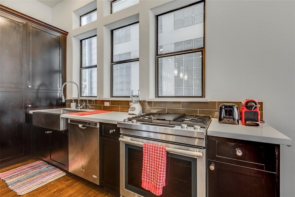 2612 Polk Street - Photo 5