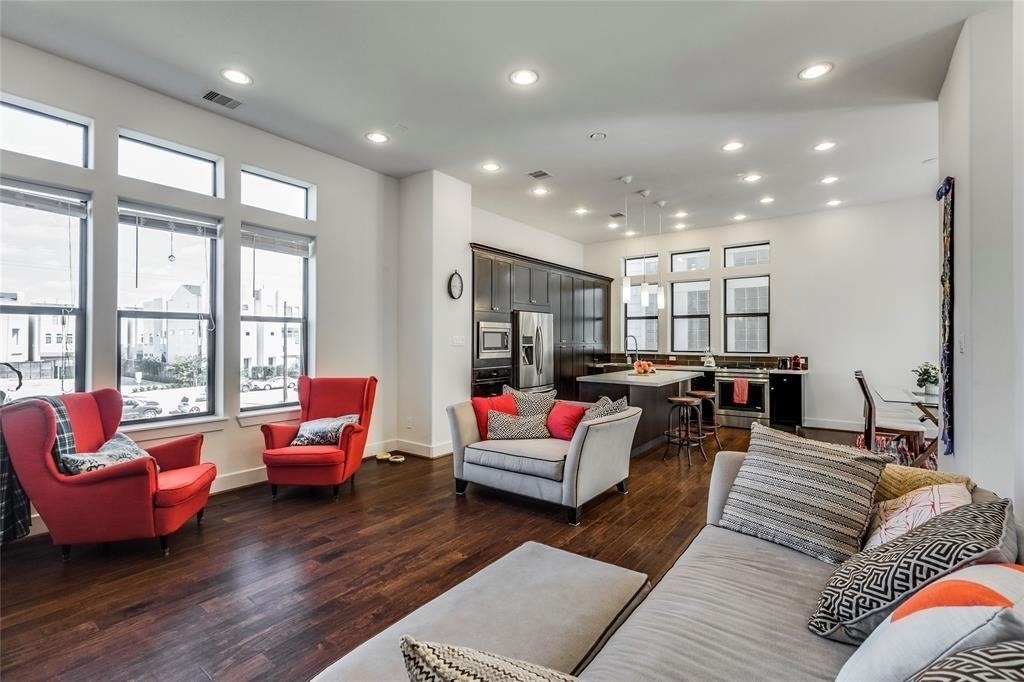 2612 Polk Street - Photo 6